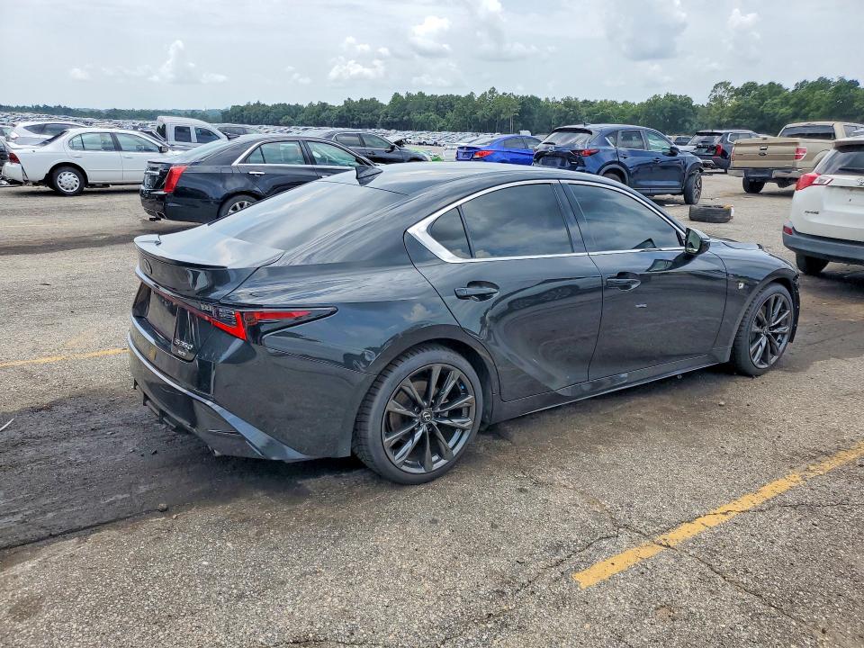 Photo 3 from auction – 2023 LEXUS IS with VIN JTHGZ1E2XP5032017