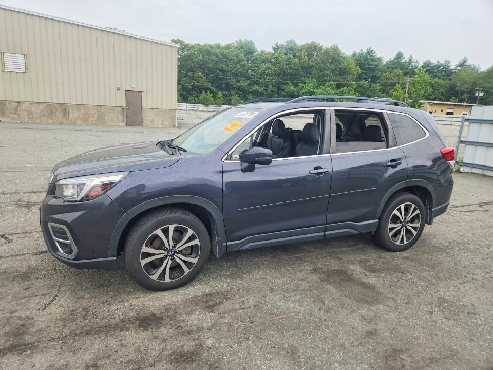 SUBARU FORESTER 2019 with VIN JF2SKAUC9KH581047 - Photo from auction