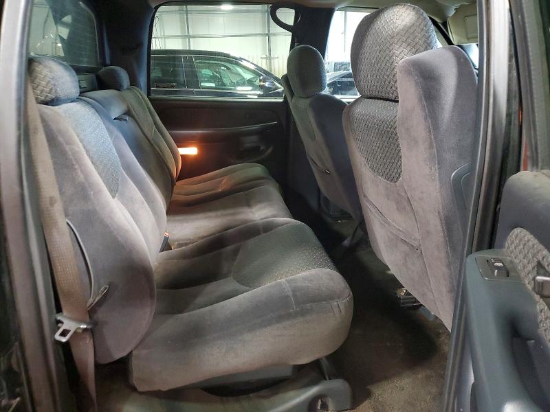 Photo 10 from auction – 2002 CHEVROLET AVALANCHE with VIN 3GNEK13T22G165808