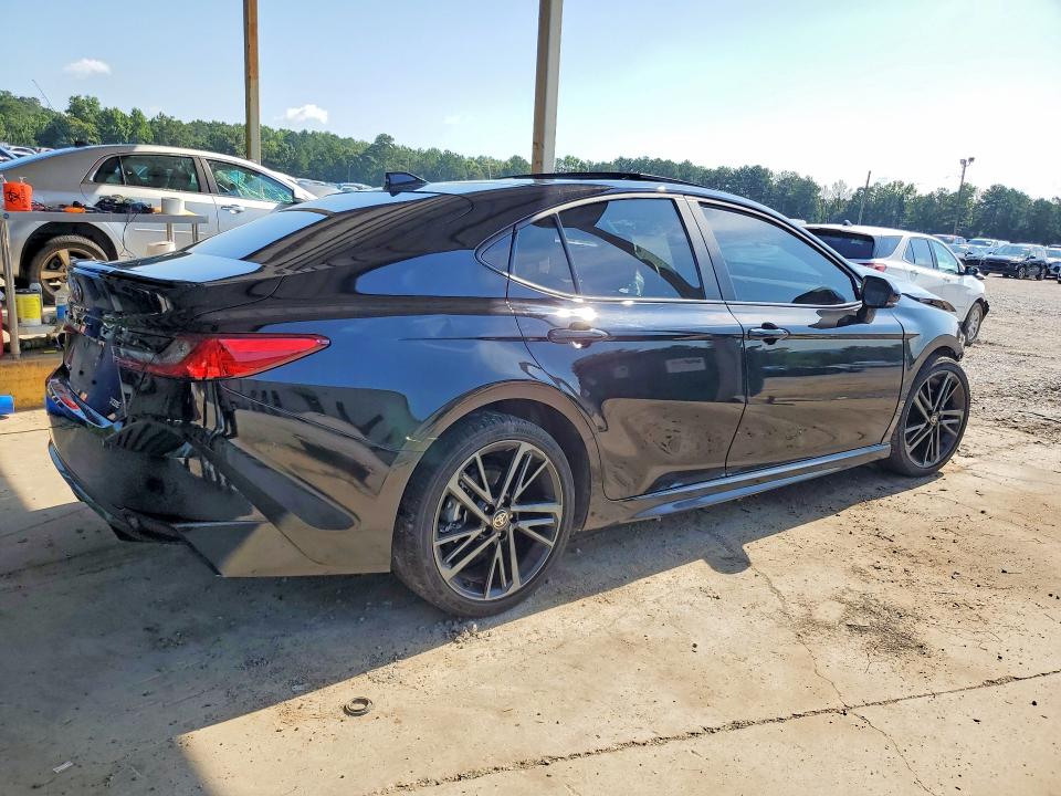 Photo 3 from auction – 2025 TOYOTA CAMRY with VIN 4T1DAACK4SU156437