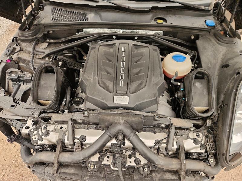 Photo 12 from auction – 2015 PORSCHE MACAN with VIN WP1AB2A57FLB70947
