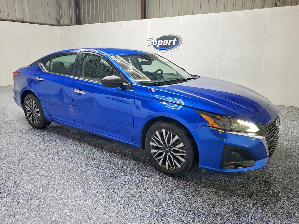 Photo 4 from auction – 2025 NISSAN ALTIMA with VIN 1N4BL4DV7SN376834