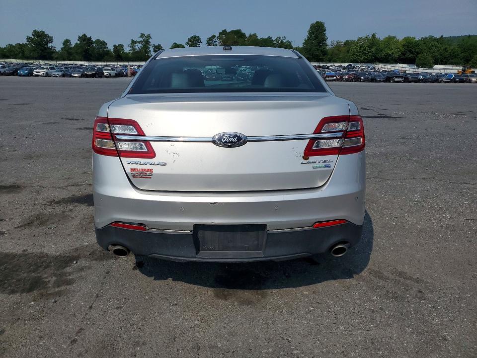 Photo 6 from auction – 2017 FORD TAURUS with VIN 1FAHP2J80HG109632