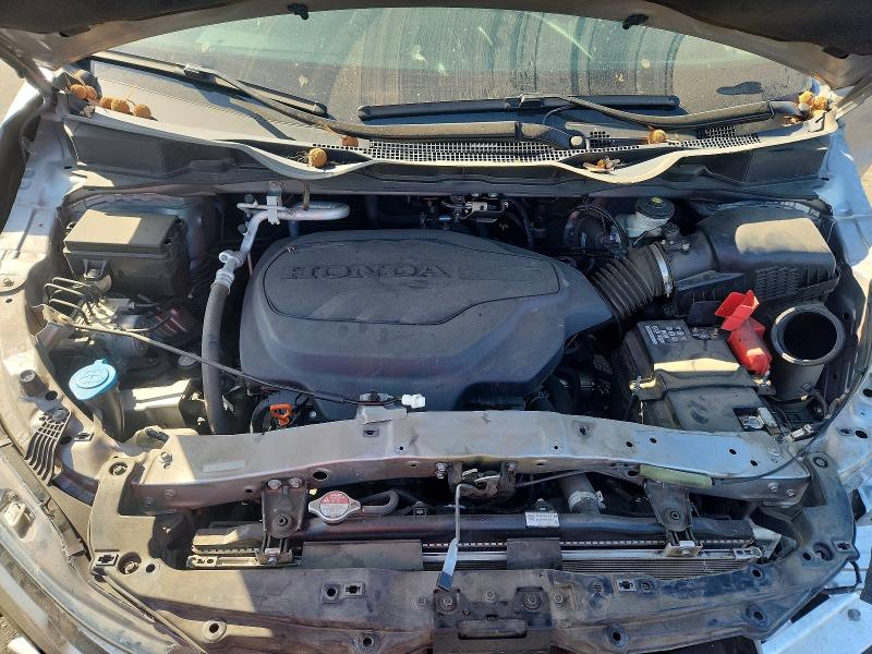 Photo 12 from auction – 2021 HONDA ODYSSEY with VIN 5FNRL6H29MB043072