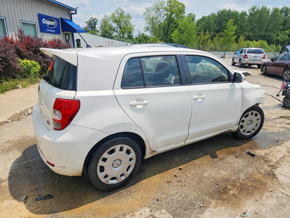Foto 3 de la subasta – 2014 SCION XD con VIN JTKKUPB48E1044120