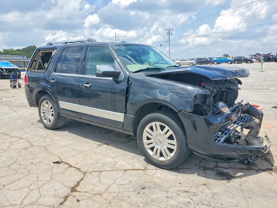 Photo 4 from auction – 2012 LINCOLN NAVIGATOR with VIN 5LMJJ2J57CEL08130
