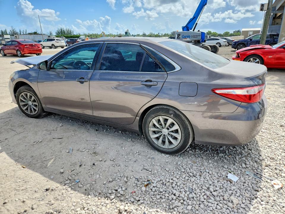 Photo 2 from auction – 2017 TOYOTA CAMRY with VIN 4T1BF1FK5HU281900