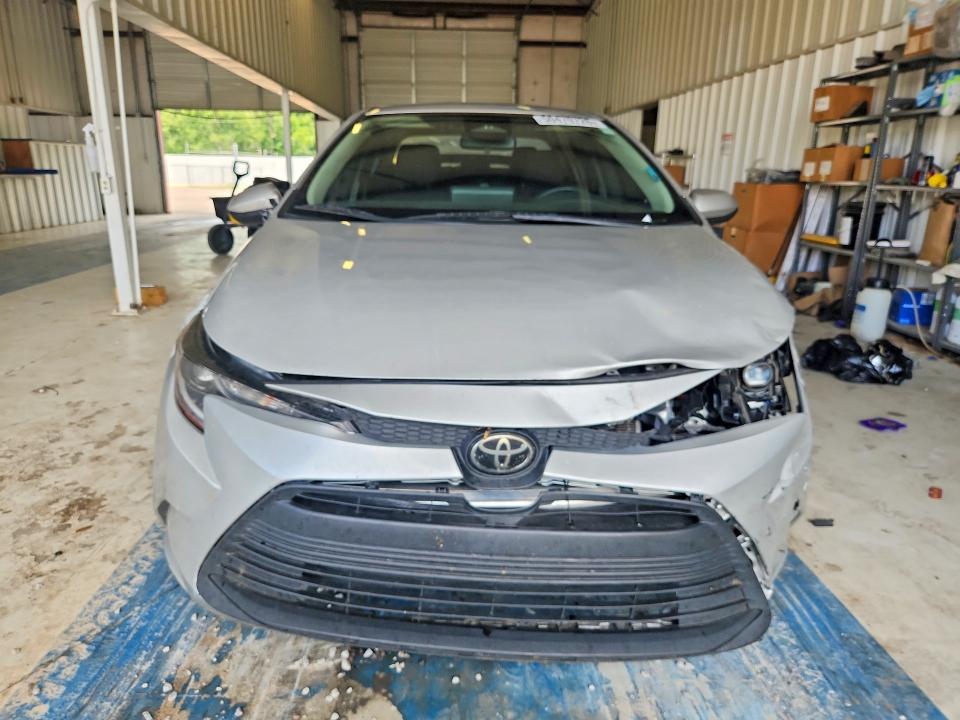Photo 5 from auction – 2023 TOYOTA COROLLA with VIN 5YFB4MDE9PP013209