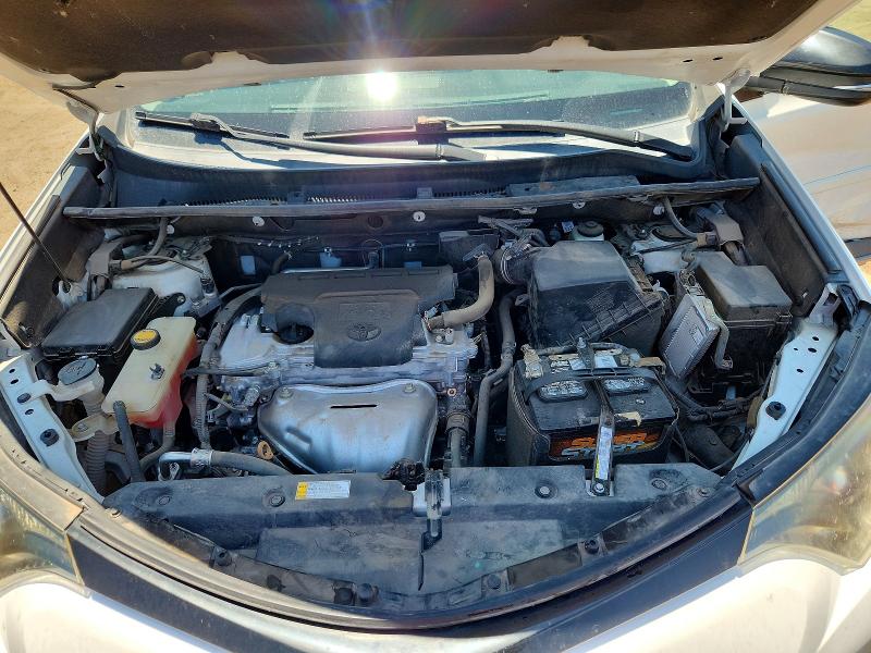 Photo 11 from auction – 2018 TOYOTA RAV4 with VIN 2T3RFREV1JW709967