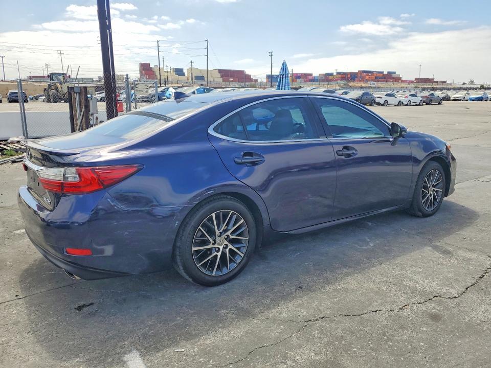 Photo 3 from auction – 2016 LEXUS ES with VIN 58ABK1GG3GU009360