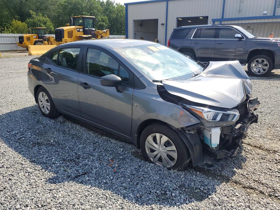 Photo 4 from auction – 2023 NISSAN VERSA with VIN 3N1CN8DV3PL830927
