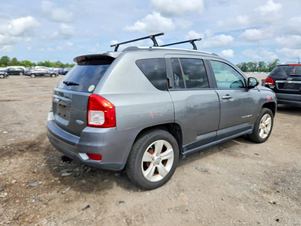 Photo 3 from auction – 2013 JEEP COMPASS with VIN 1C4NJCEB7DD102876