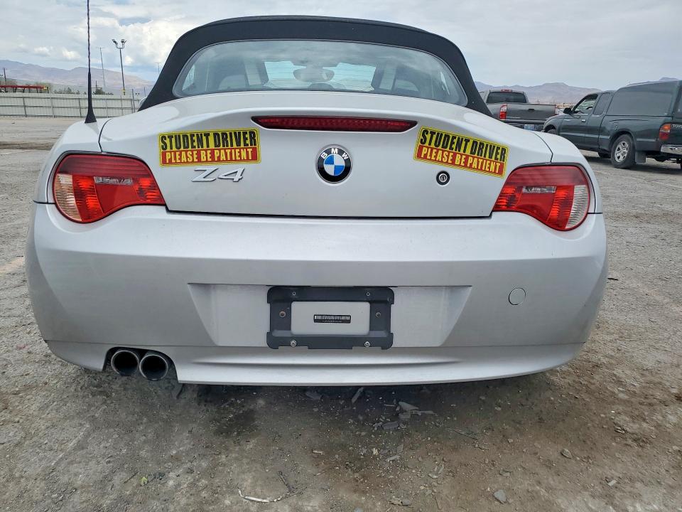 Photo 6 from auction – 2008 BMW Z4 with VIN 4USBU53578LX04606
