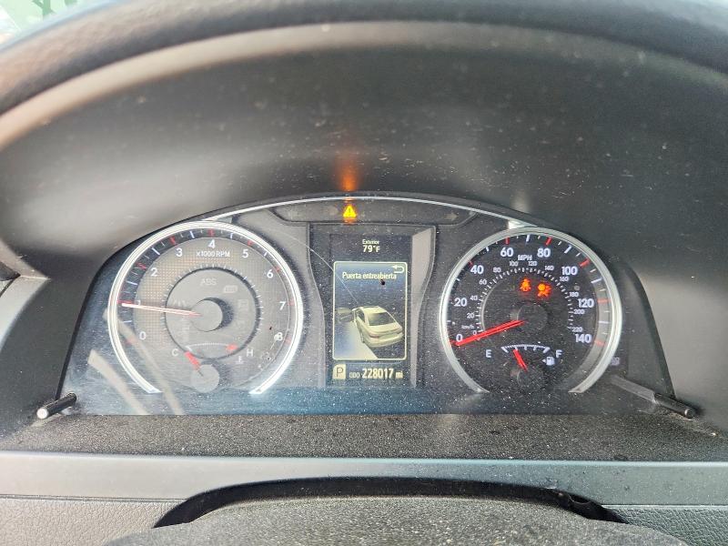 Photo 9 from auction – 2017 TOYOTA CAMRY with VIN 4T1BF1FK7HU336136