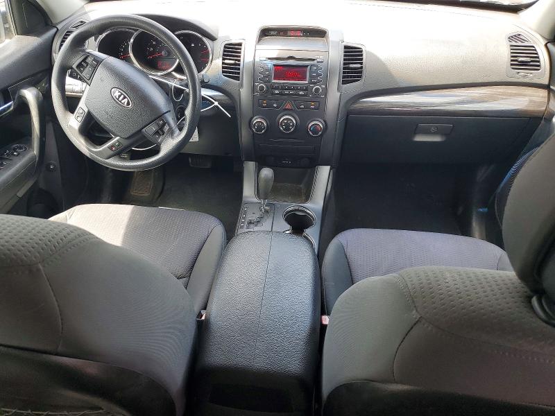 Photo 8 from auction – 2012 KIA SORENTO with VIN 5XYKT4A22CG201324