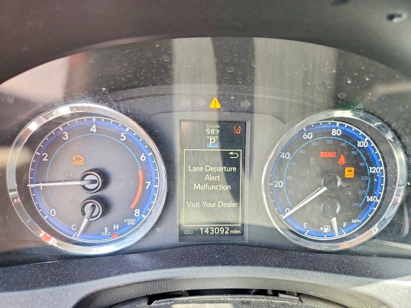 Photo 9 from auction – 2017 TOYOTA COROLLA with VIN 2T1BURHE3HC920840