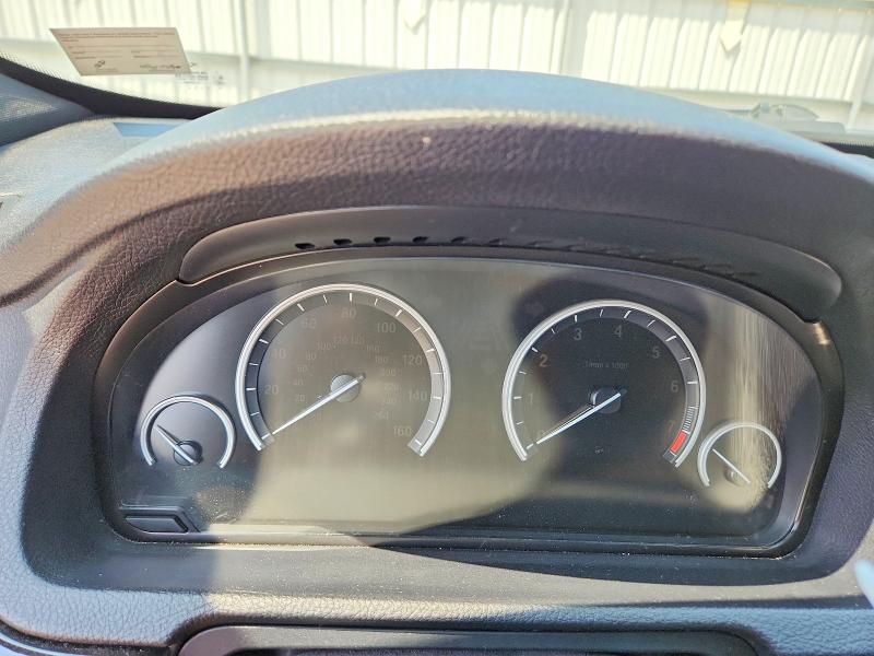 Photo 9 from auction – 2012 BMW 550 with VIN WBASP4C5XCC341991