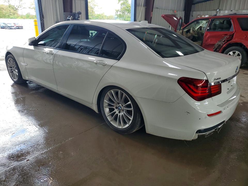 Photo 2 from auction – 2014 BMW 750 with VIN WBAYF8C56ED653355
