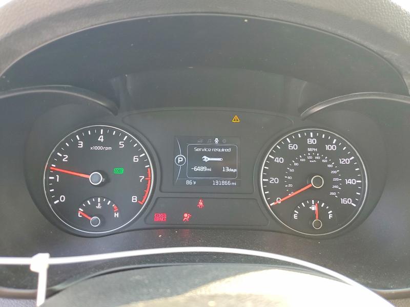 Photo 9 from auction – 2018 KIA OPTIMA with VIN 5XXGT4L32JG233588