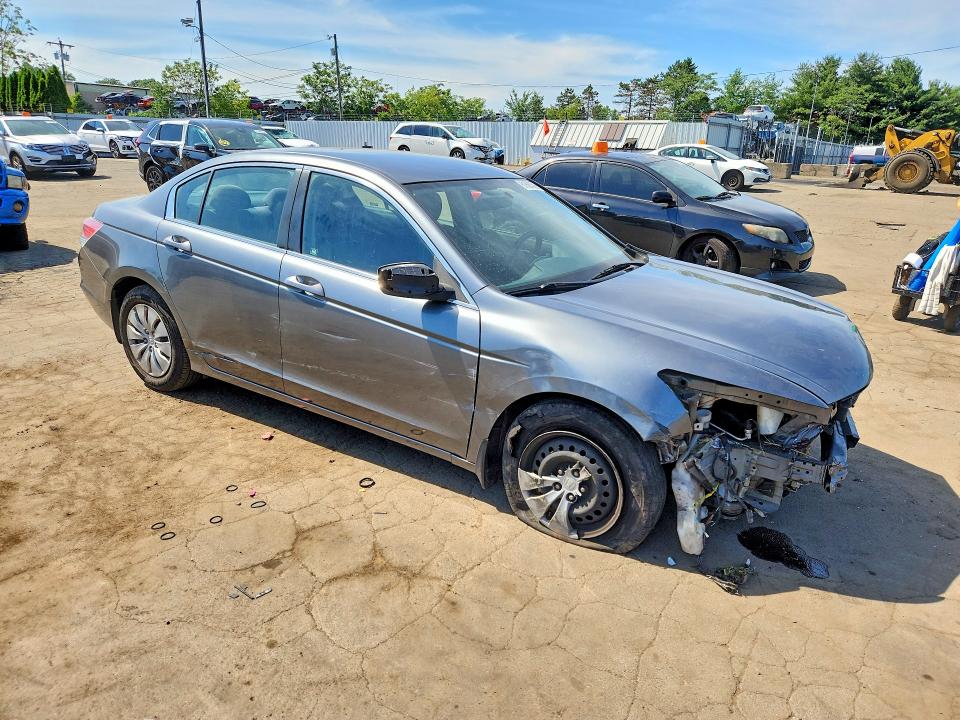 Photo 4 from auction – 2010 HONDA ACCORD with VIN 1HGCP2F38AA194067