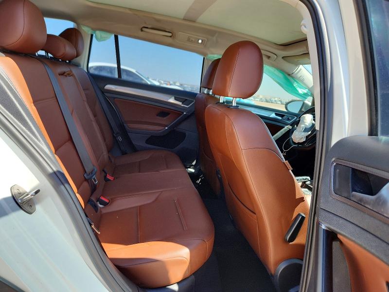 Снимка 11 от търг – 2019 VOLKSWAGEN GOLF ALLTRACK с VIN 3VWH17AU2KM505822