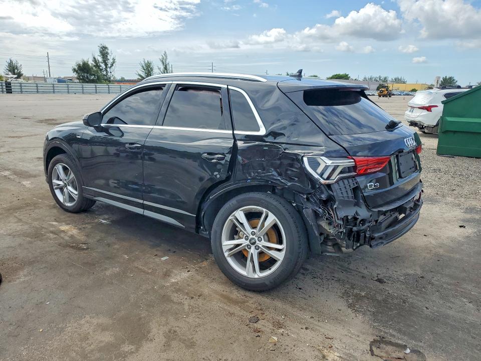 Photo 2 from auction – 2022 AUDI Q3 with VIN WA1EECF39N1081456