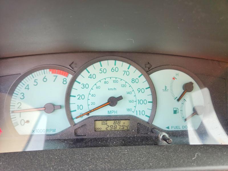 Photo 9 from auction – 2003 TOYOTA COROLLA with VIN 2T1BR32E73C112765