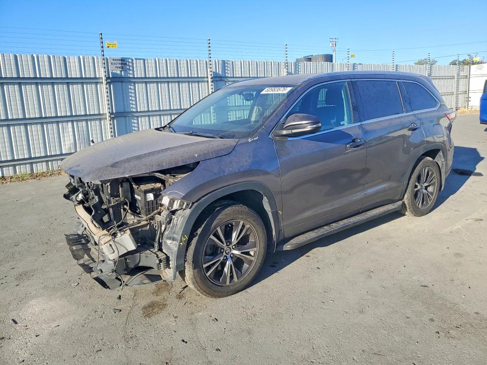TOYOTA HIGHLANDER 2016 with VIN 5TDJKRFH1GS501017 - Photo from auction