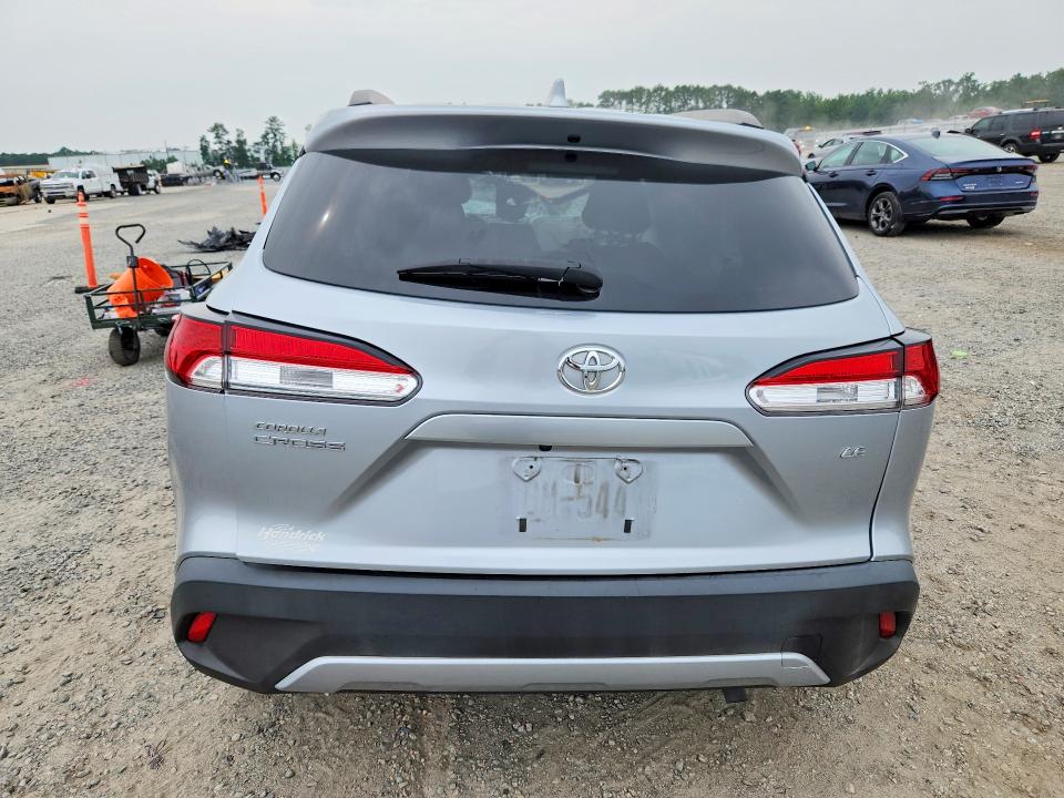 Photo 6 from auction – 2022 TOYOTA COROLLA CROSS with VIN 7MUCAAAG3NV003058