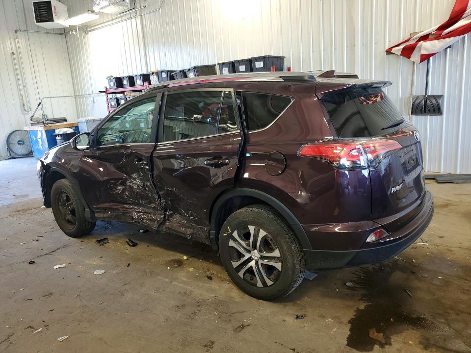 Снимка 2 от търг – 2018 TOYOTA RAV4 с VIN 2T3BFREV3JW760940
