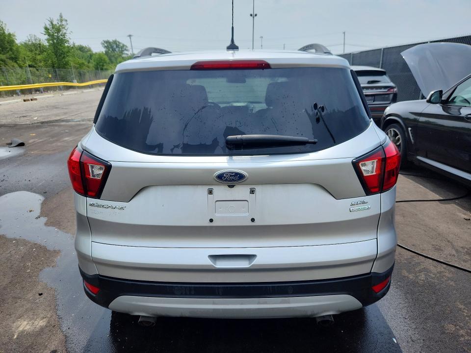Photo 6 from auction – 2019 FORD ESCAPE with VIN 1FMCU0HD5KUB51657