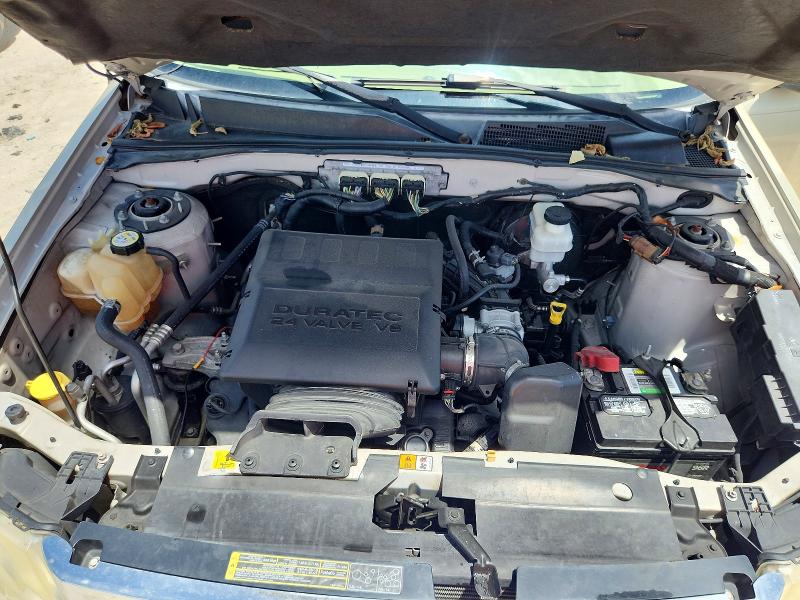 Photo 11 from auction – 2010 FORD ESCAPE with VIN 1FMCU0EGXAKB91421