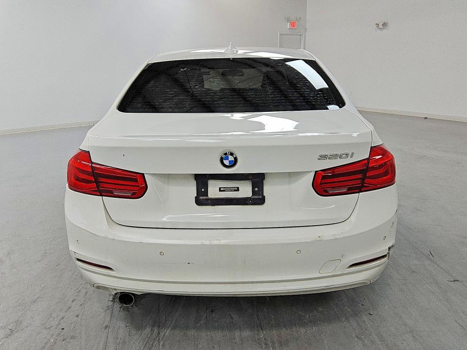 Photo 6 from auction – 2017 BMW 320 with VIN WBA8A9C53HK619488
