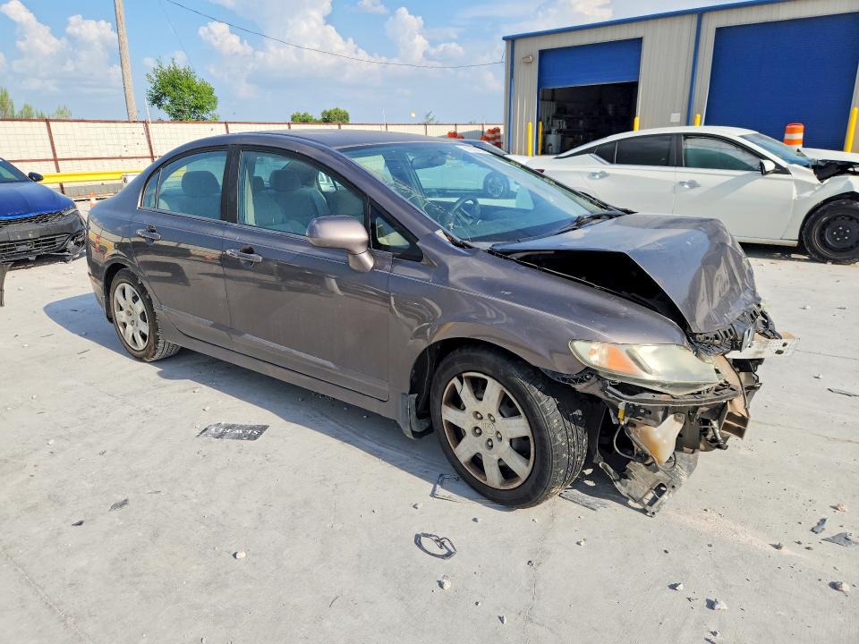 Photo 4 from auction – 2011 HONDA CIVIC with VIN 19XFA1F50BE019870