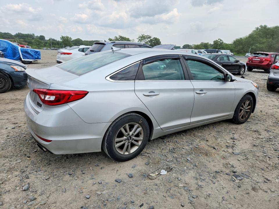 Photo 3 from auction – 2016 HYUNDAI SONATA with VIN 5NPE24AF6GH383885