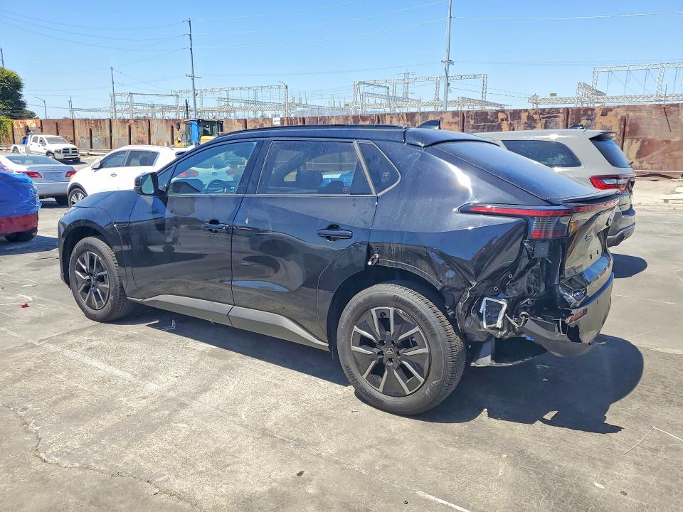 Photo 2 from auction – 2026 TOYOTA BZ with VIN JTMBFAEB6TA003068