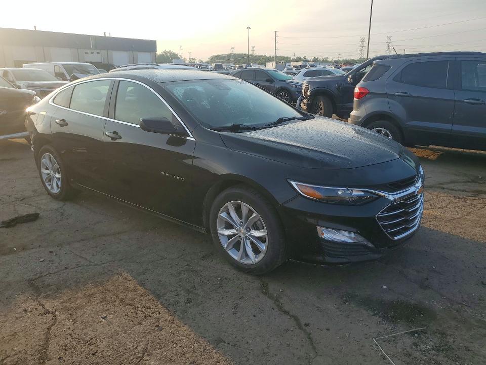 Photo 4 from auction – 2024 CHEVROLET MALIBU with VIN 1G1ZD5ST5RF111369