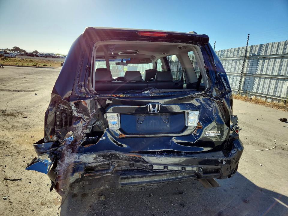 Photo 6 from auction – 2006 HONDA PILOT with VIN 2HKYF18676H526539