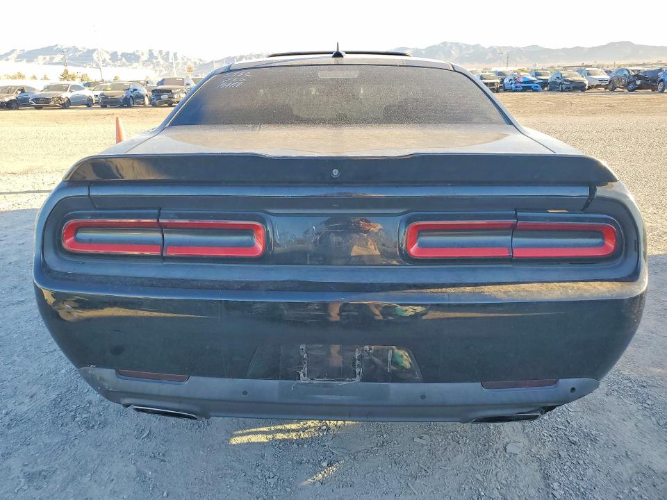 Photo 6 from auction – 2016 DODGE CHALLENGER with VIN 2C3CDZDJ0GH125552