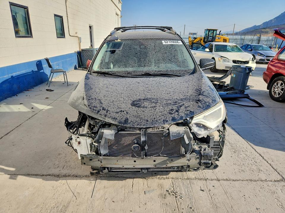 Photo 5 from auction – 2018 TOYOTA RAV4 with VIN 2T3ZFREV7JW508879
