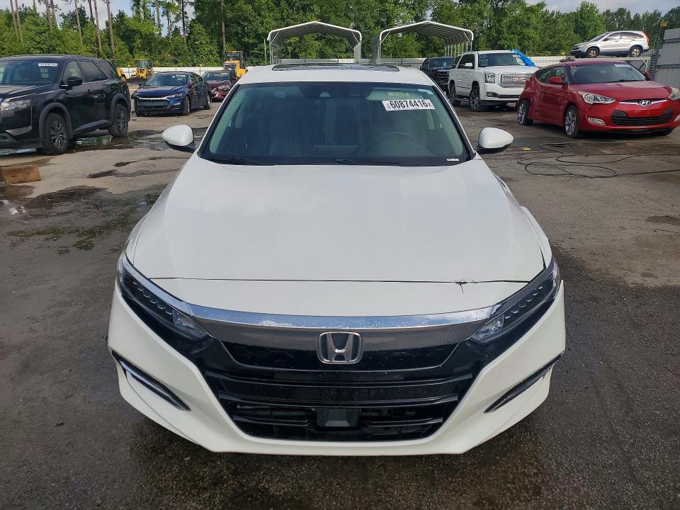 Photo 5 from auction – 2018 HONDA ACCORD with VIN 1HGCV3F57JA004501