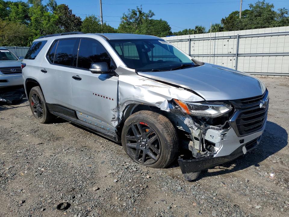 Photo 4 from auction – 2018 CHEVROLET TRAVERSE with VIN 1GNERKKW3JJ167321