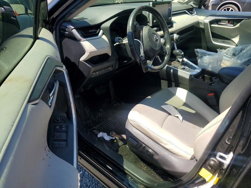 Photo 8 from auction – 2020 TOYOTA RAV4 with VIN JTMD6RFV7LD002266