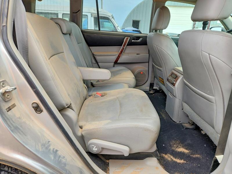 Photo 11 from auction – 2011 TOYOTA HIGHLANDER with VIN 5TDDK3EH9BS064341