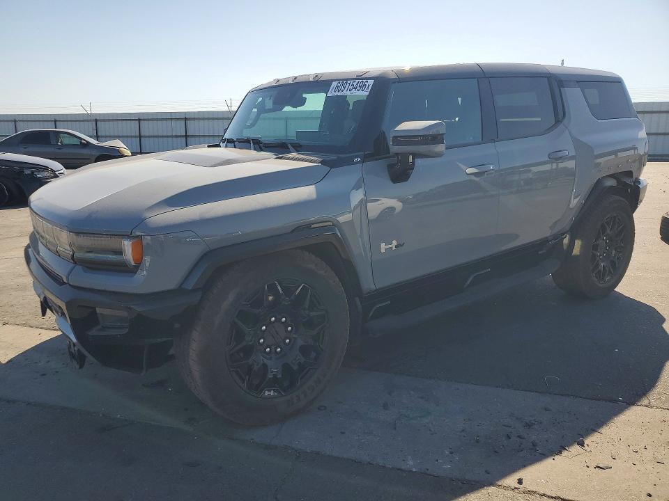 2025 GMC HUMMER SUV