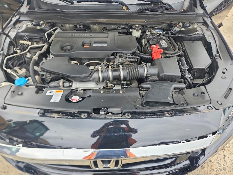 Photo 11 from auction – 2018 HONDA ACCORD with VIN 1HGCV2F60JA013138