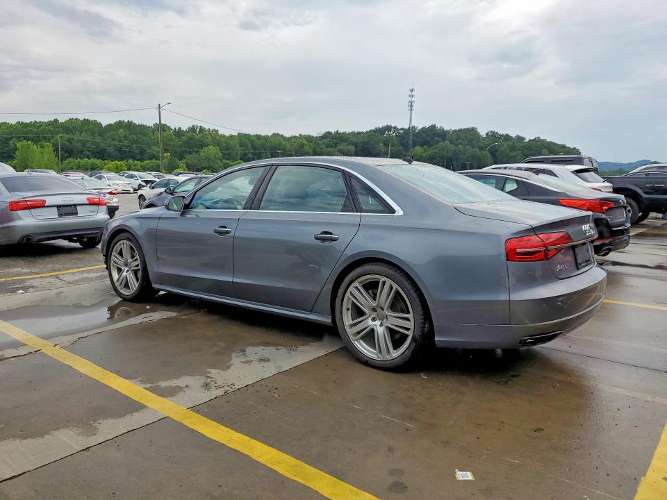 Photo 2 from auction – 2016 AUDI A8 with VIN WAU43AFDXGN010926