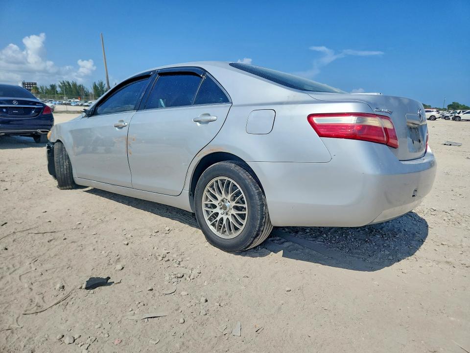 Photo 2 from auction – 2007 TOYOTA CAMRY with VIN 4T1BE46K27U057941