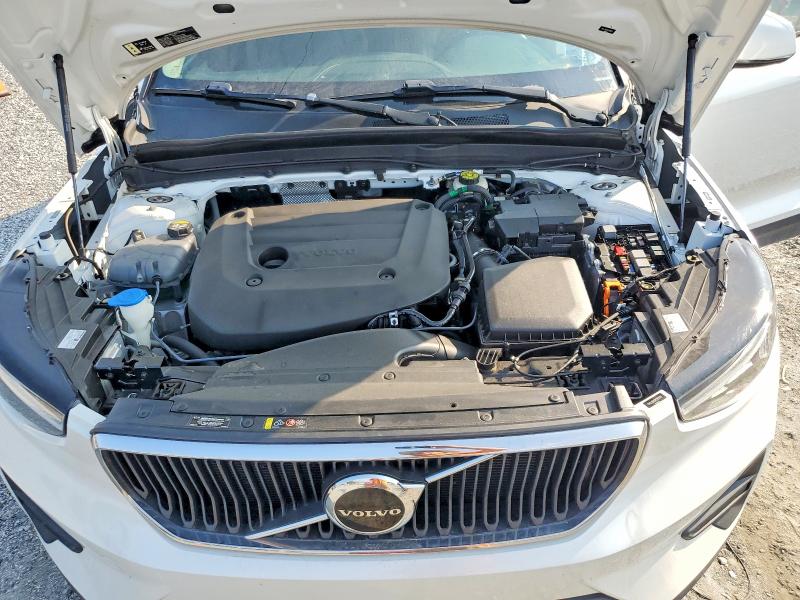 Photo 12 from auction – 2023 VOLVO XC40 with VIN YV4L12UK0P2951022