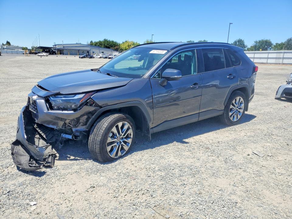 TOYOTA RAV4 2022 with VIN 2T3C1RFV8NC173416 - Photo from auction